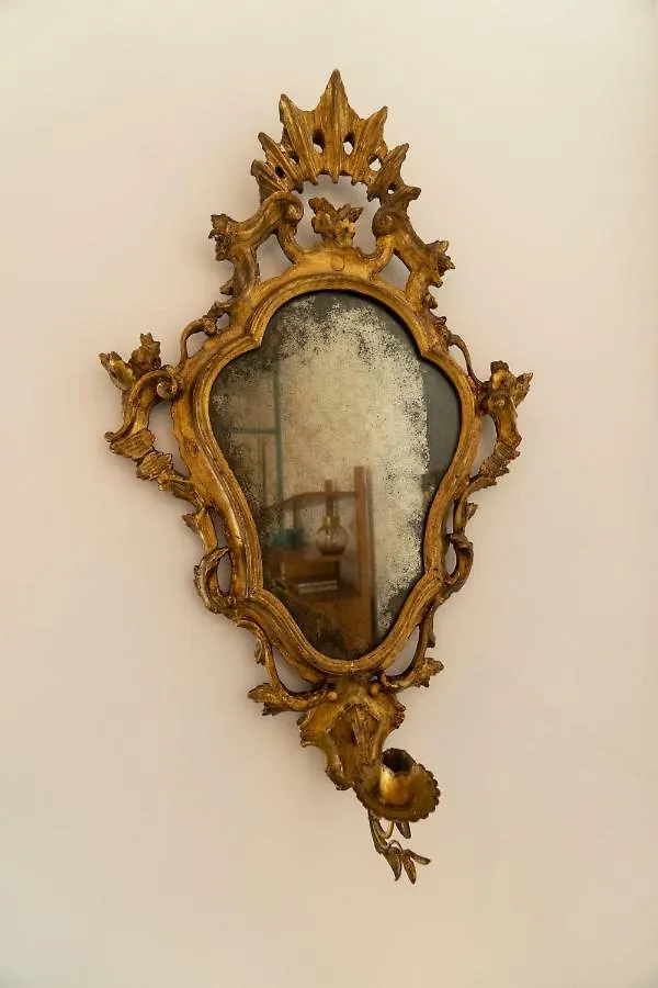 Apartment Asinelli Suite, Privilegiata Vista Sulle Due Torri Bologna Italy