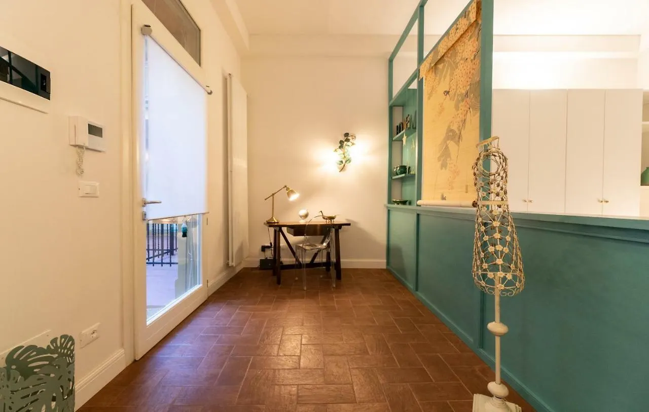 Asinelli Suite, privilegiata vista sulle due Torri Bologna 0*,  Italia